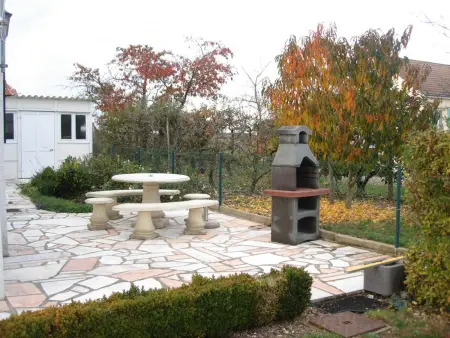Gîte au cœur des châteaux de la Loire, jardin privé, garage, 2 chambres, proche Chambord et Beauval - Photo 6
