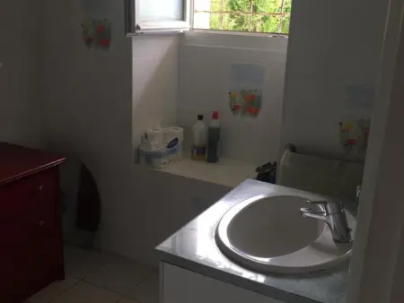 Gîte 10 pers. avec salle de jeux, trampoline et terrain : photo 12