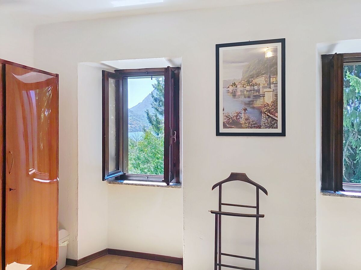 Casa Sul Torrente – Maison 3 niveaux vue lac, San Siro - Photo 16
