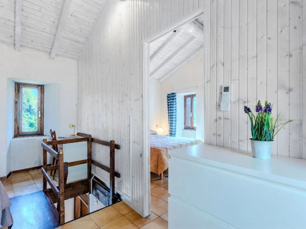 Casa Sul Torrente – Maison 3 niveaux vue lac, San Siro - Photo 26