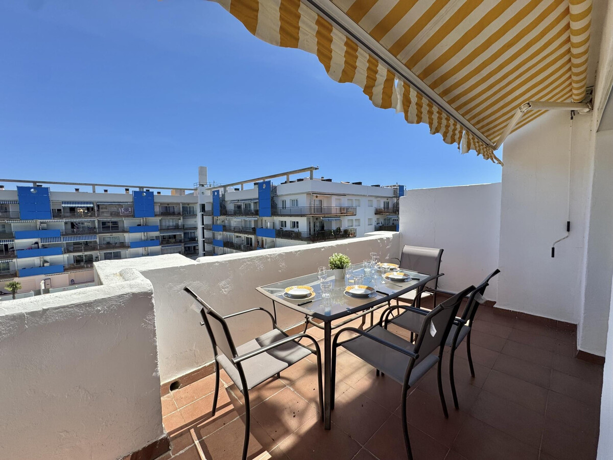 Appartement 1 chambre Roses, piscine et terrasse - Photo 4