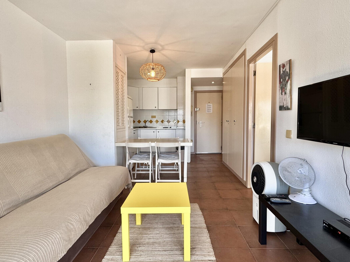 Appartement 1 chambre Roses, piscine et terrasse - Photo 7