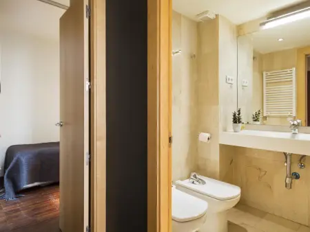 Appartement pour Cadres à Sarrià – Pedralbes: Confort, Parking et Proximité Metro - Photo 12