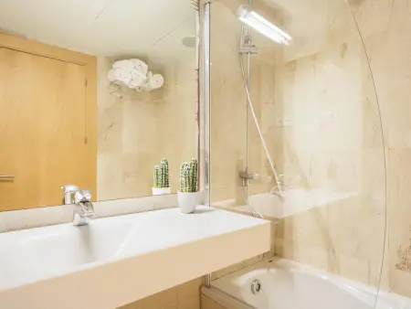 Appartement pour Cadres à Sarrià – Pedralbes: Confort, Parking et Proximité Metro - Photo 14