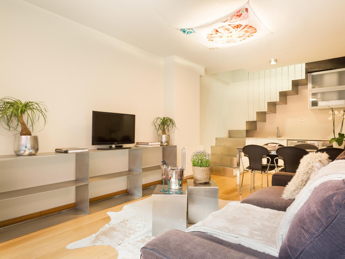 Duplex 85 m² terrasse 45 m², piscine & Arc de Triomphe, Barcelone - Photo 4
