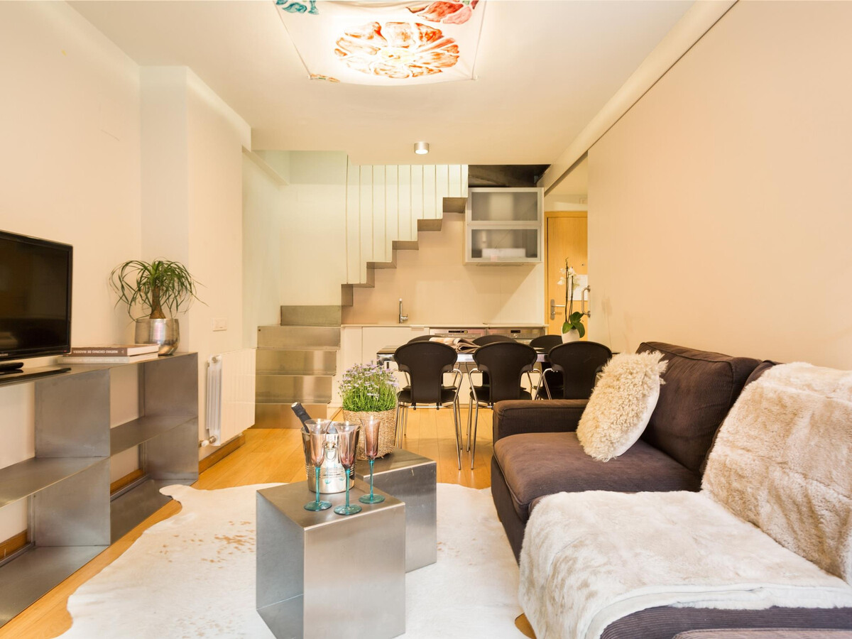 Duplex 85 m² terrasse 45 m², piscine & Arc de Triomphe, Barcelone - Photo 10
