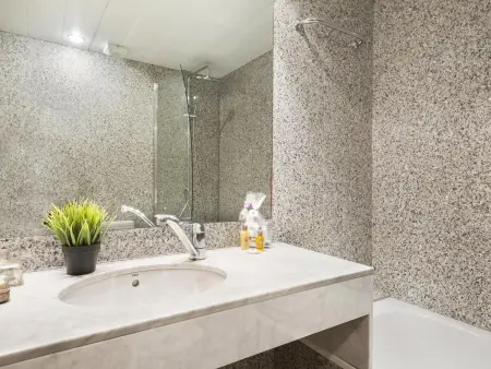 Appartement 90m² avec balcon à Barcelone, 6 personnes : photo 15