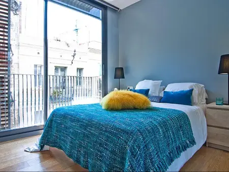 Triplex avec Terrasse, Piscine, Proche Métro à Barcelone - Photo 8