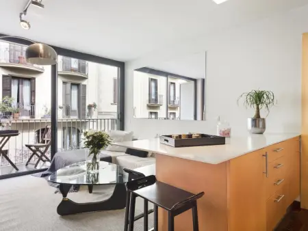 Location appartement à Barcelone, Appartement chic au centre-ville avec terrasse et climatisation