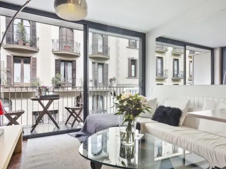Appartement chic au centre-ville avec terrasse et climatisation - Photo 7