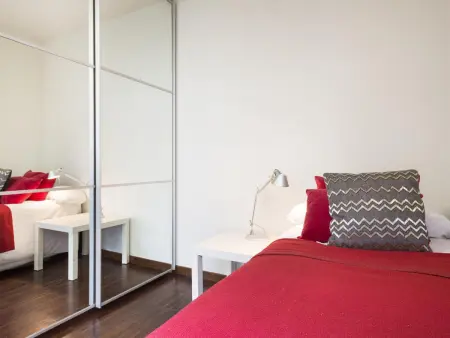 Appartement chic au centre-ville avec terrasse et climatisation - Photo 9