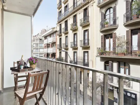 Appartement chic au centre-ville avec terrasse et climatisation - Photo 14