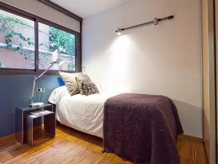 Appartement Duplex Idéal au Centre de Barcelone, 4 Chambres, Proche du Parc Guell - Photo 9