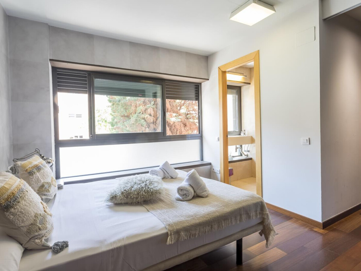 Duplex 3 chambres, terrasse 30m² et piscine à Barcelone - Photo 20