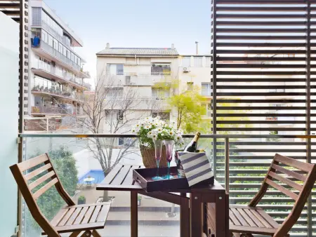 Appartement de 90m² avec 3 chambres, balcon et parking privé dans le centre de Barcelone - Photo 14