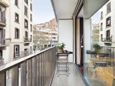 Appartement 70 m² Sant Gervasi, 2 ch., parking & terrasse : photo 2