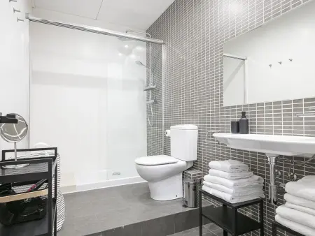 Appartement 90 m² Gràcia, 2 balcons, 5 personnes : photo 12