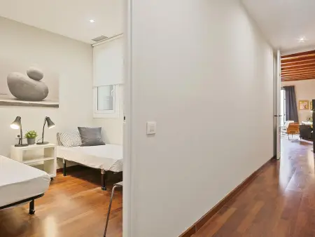 Appartement 90 m² Gràcia, 2 balcons, 5 personnes : photo 14