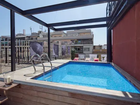 Location appartement à Barcelone, Appartement à Barcelone : Arc de Triomphe, Piscine, 8 Pers, Terrasse