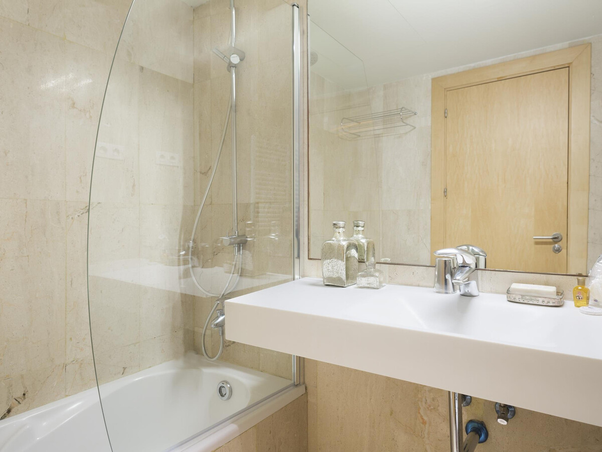 Appartement 70m² Sarrià-Sant Gervasi, terrasse et parking - Photo 17