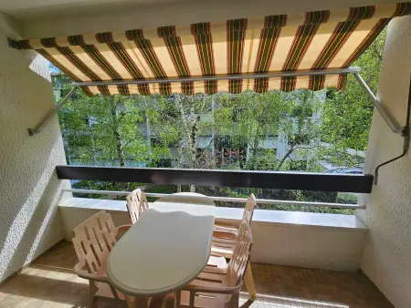 Location appartement à Saint Georges de Didonne, Studio Cozy à 3 min de la Plage avec Parking et Balcon
