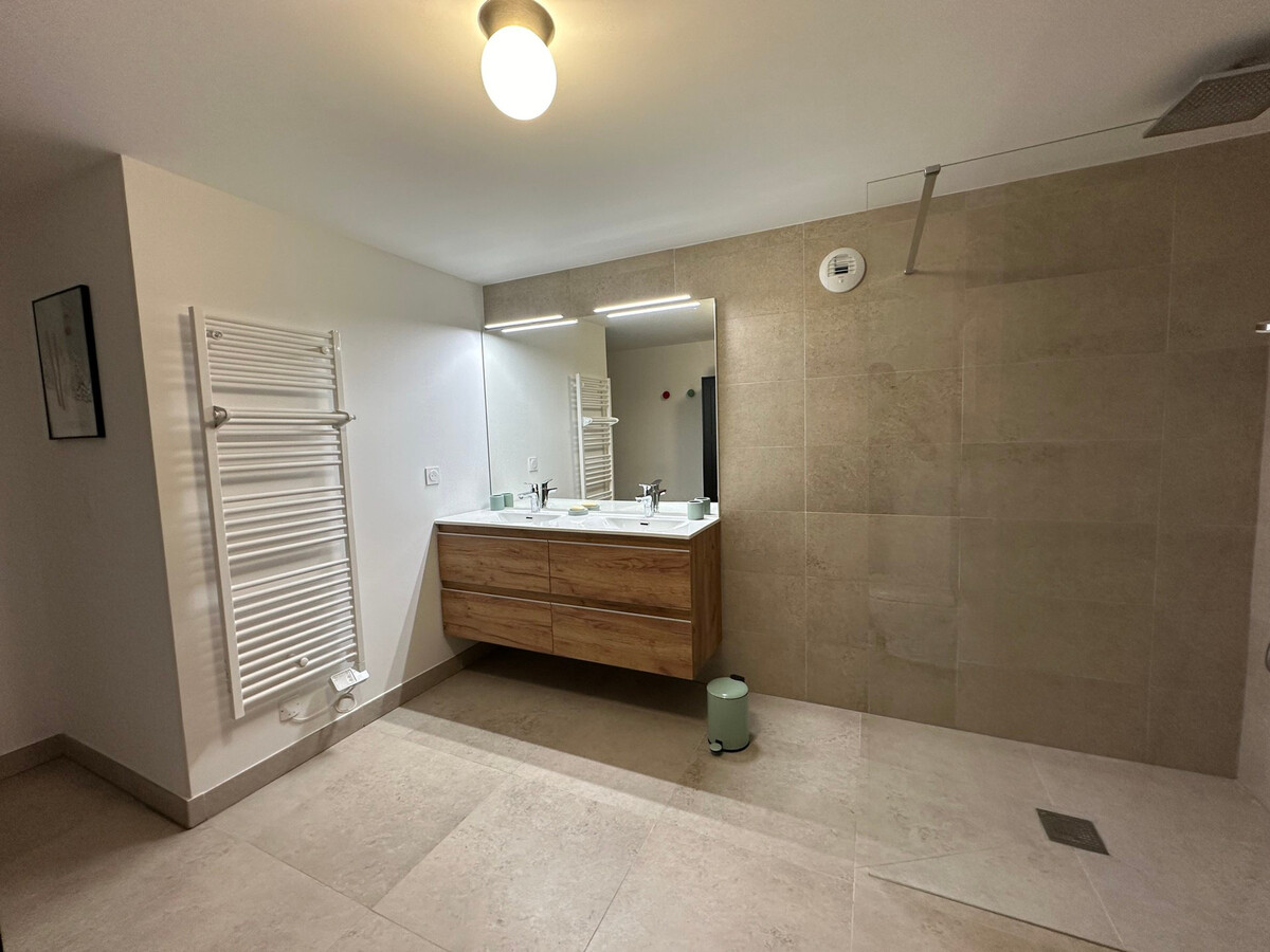 Appartement 93m² avec garage et spa à Vars - Photo 16