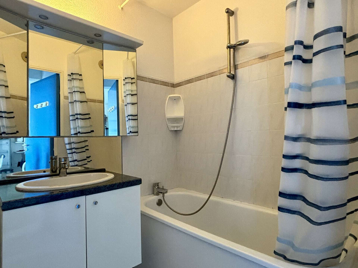 Appart 2 pièces avec loggia vue mer, parking privé à Argelès - Photo 15