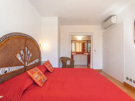 Appartement 2 pièces centre Saint-Tropez, 600 m mer : photo 13
