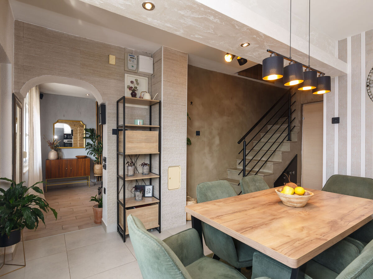 Maison Maro à Dramalj : vue mer et jacuzzi - Photo 2