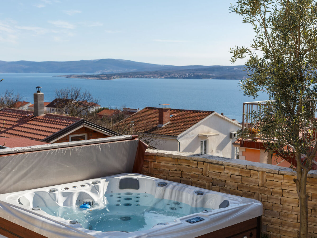 Maison Maro à Dramalj : vue mer et jacuzzi - Photo 19