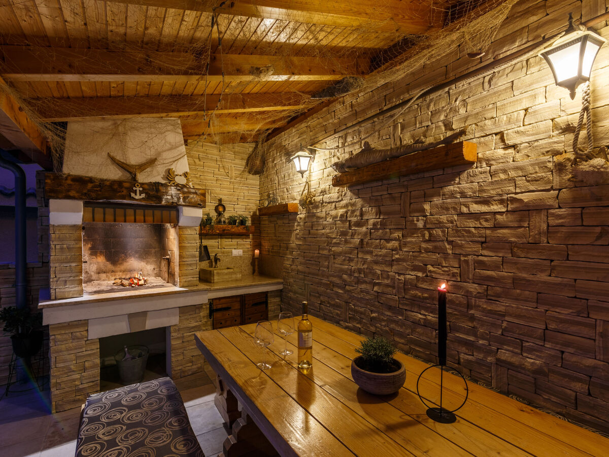Maison Maro à Dramalj : vue mer et jacuzzi - Photo 24