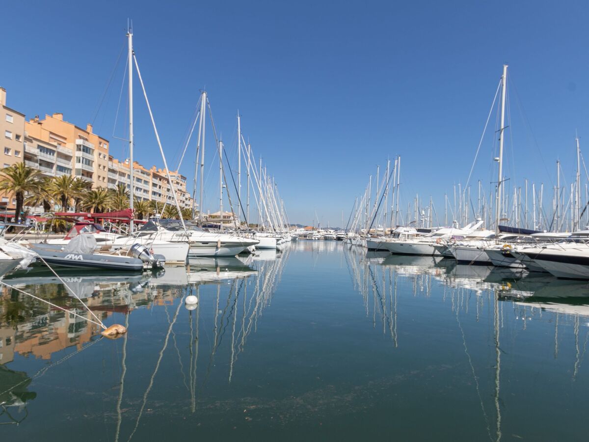 Appartement Le Grand Large, Hyères - Piscine et terrasse - Photo 25