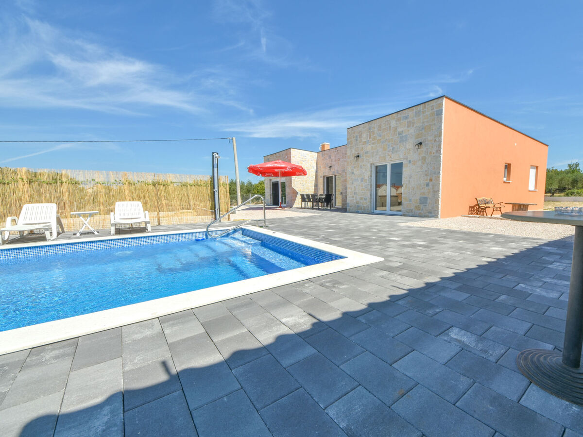 Vulelija Holiday Home, villa moderne piscine chauffée - Photo 28