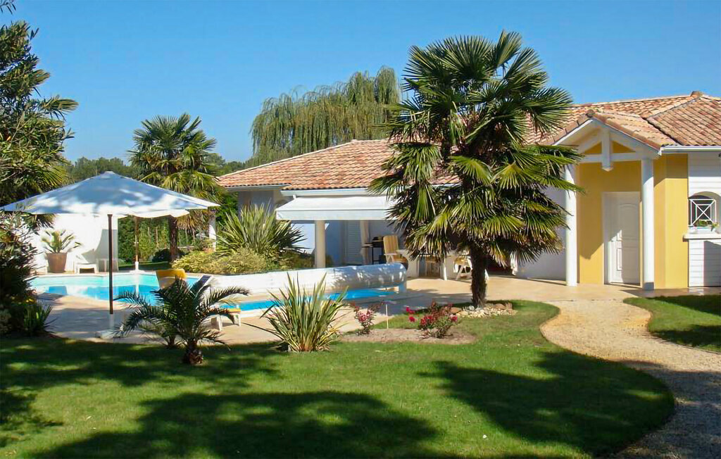 Maison 150 m² avec piscine chauffée à Léon - Photo 1