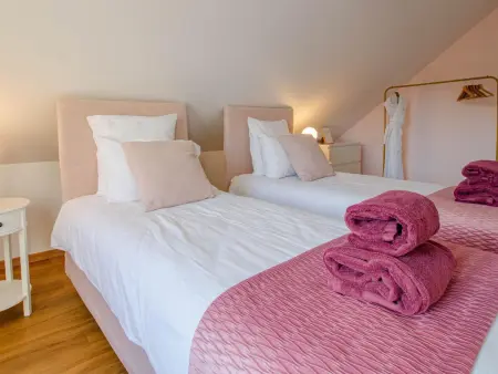 Gîte 10 pers. avec spa bord de rivière à Buxeuil : photo 16