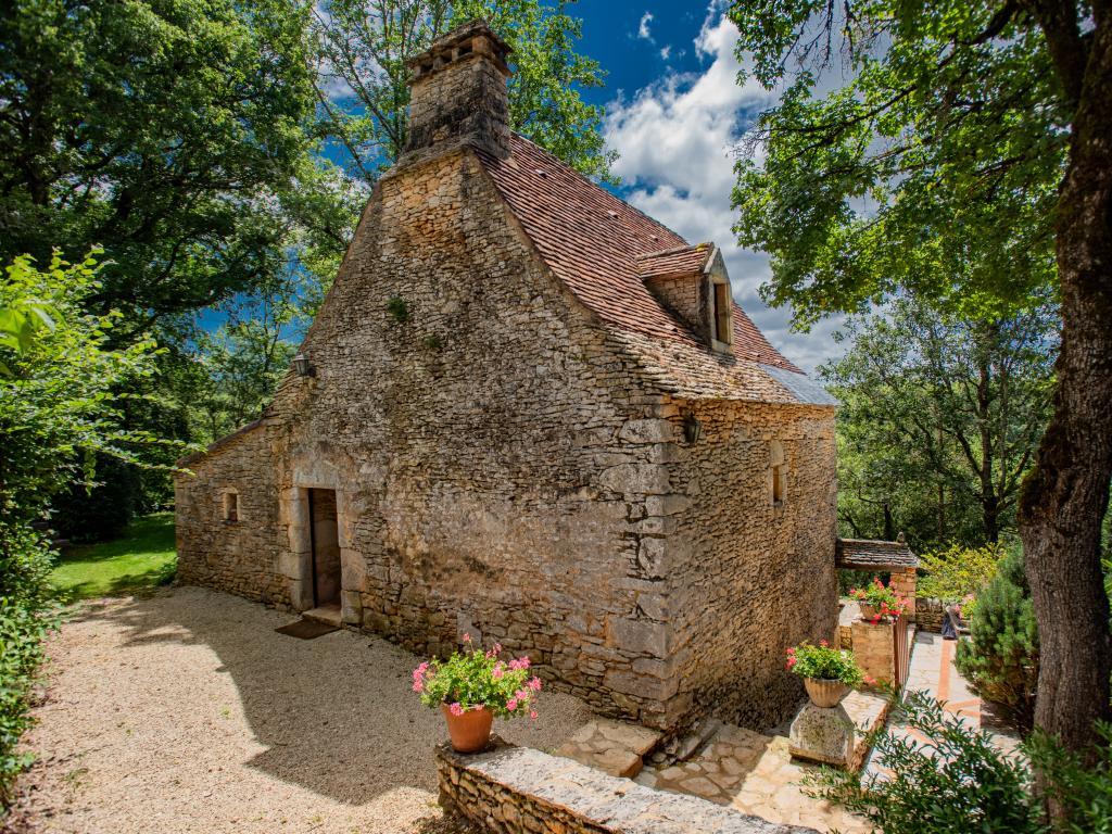 Gite Micouleaud – Maison du 14ème siècle avec piscine, Besse - Photo 3