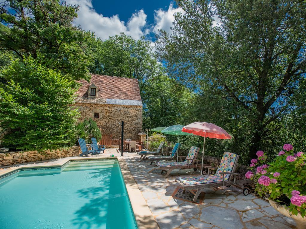 Gite Micouleaud – Maison du 14ème siècle avec piscine, Besse - Photo 12