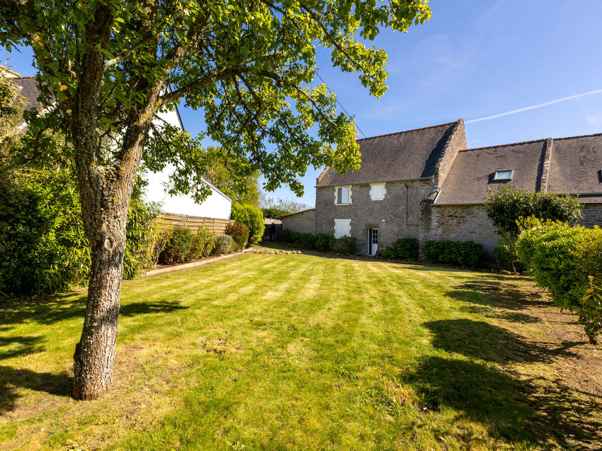 Maison Ville Guerin, 4 chambres, jardin 500m² à Saint Coulomb - Photo 9
