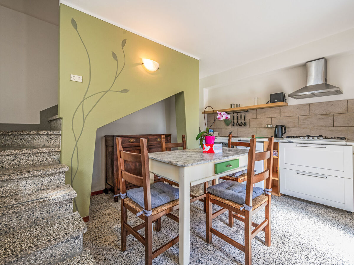 Maison rustique à Mergozzo, jardin 200 m² et base de randonnée - Photo 12