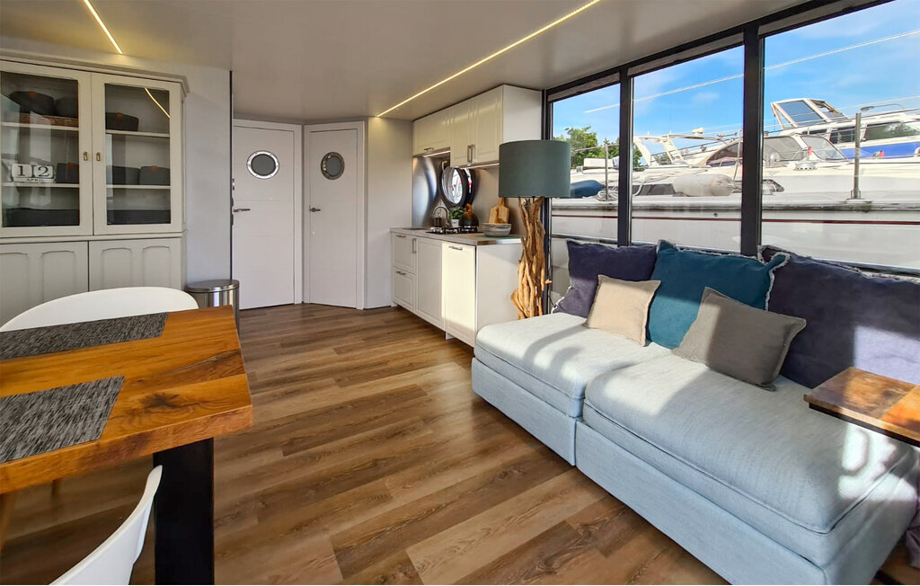 Péniche 47 m² avec terrasse couverte à Kinrooi, vue lac - Photo 4