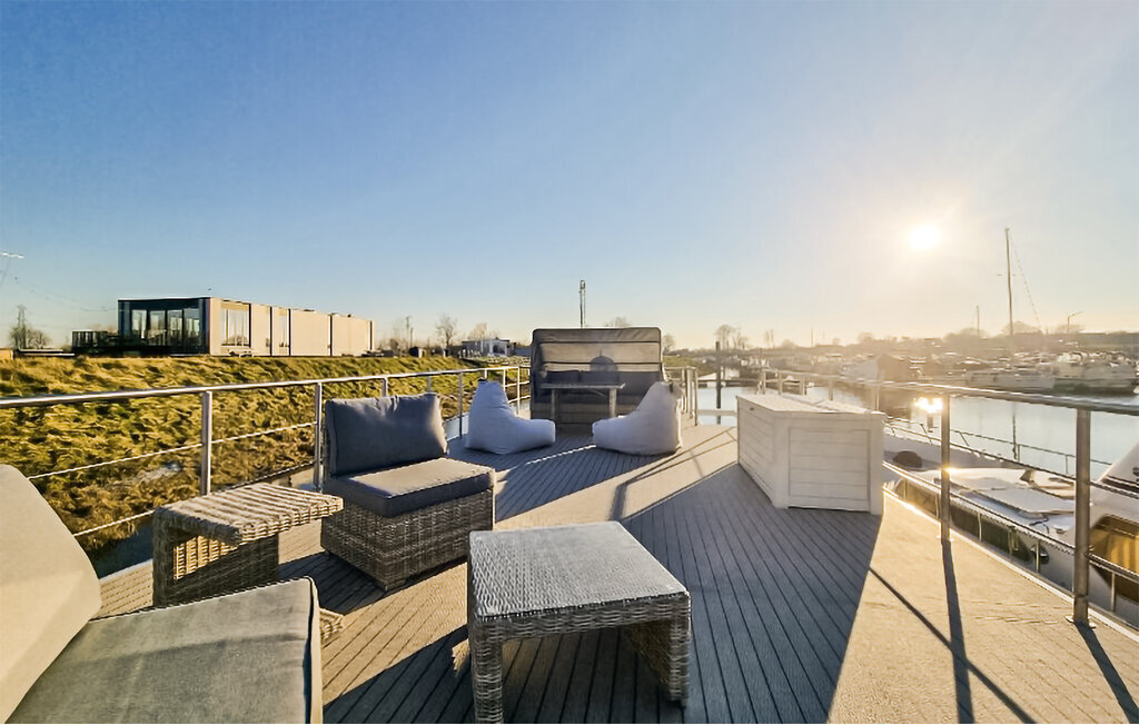 Péniche de luxe avec terrasse sur le toit à Kinrooi, Belgique - Photo 2