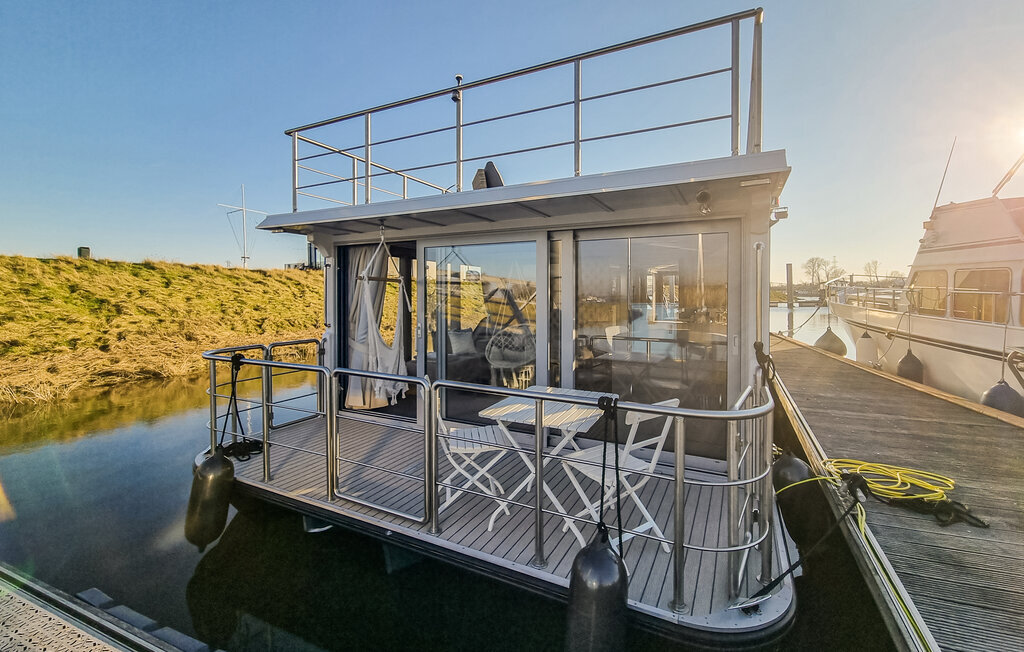 Péniche de luxe avec terrasse sur le toit à Kinrooi, Belgique - Photo 13