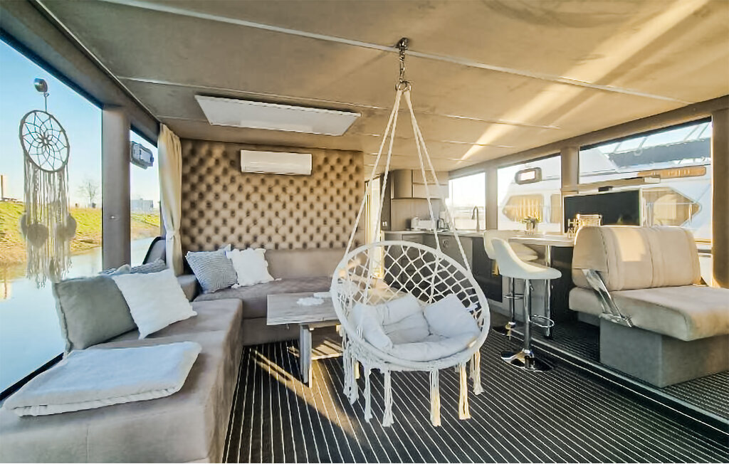 Péniche de luxe avec terrasse sur le toit à Kinrooi, 6 personnes - Photo 3