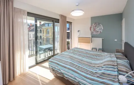 Appartement vue mer, plage privée et piscine à Ostende, 6 pers. : photo 5
