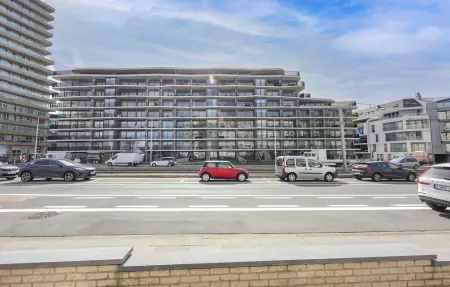 Appartement vue mer, plage privée et piscine à Ostende, 6 pers. : photo 9