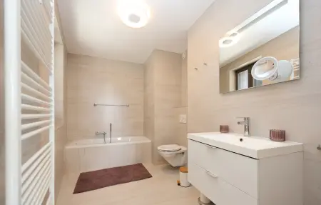 Appartement vue mer, plage privée et piscine à Ostende, 6 pers. : photo 16