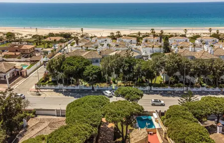 Maison 5 chambres avec piscine près de la plage : photo 8