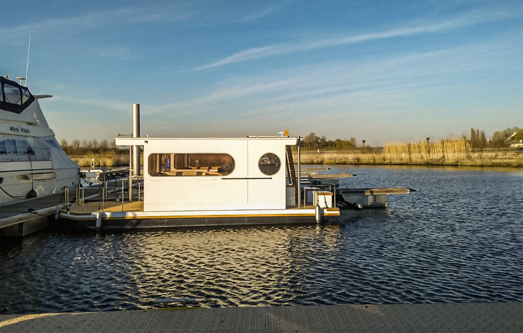 Péniche 4 personnes avec terrasses à Kinrooi, port de Spaanjerd - Photo 2