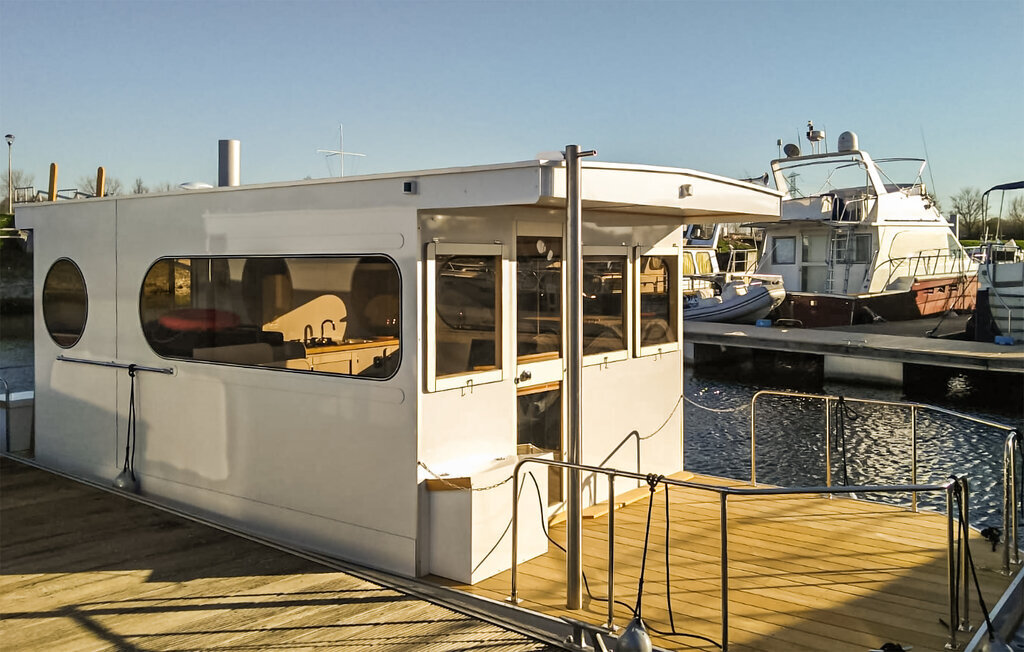 Péniche 4 personnes avec terrasses à Kinrooi, port de Spaanjerd - Photo 6