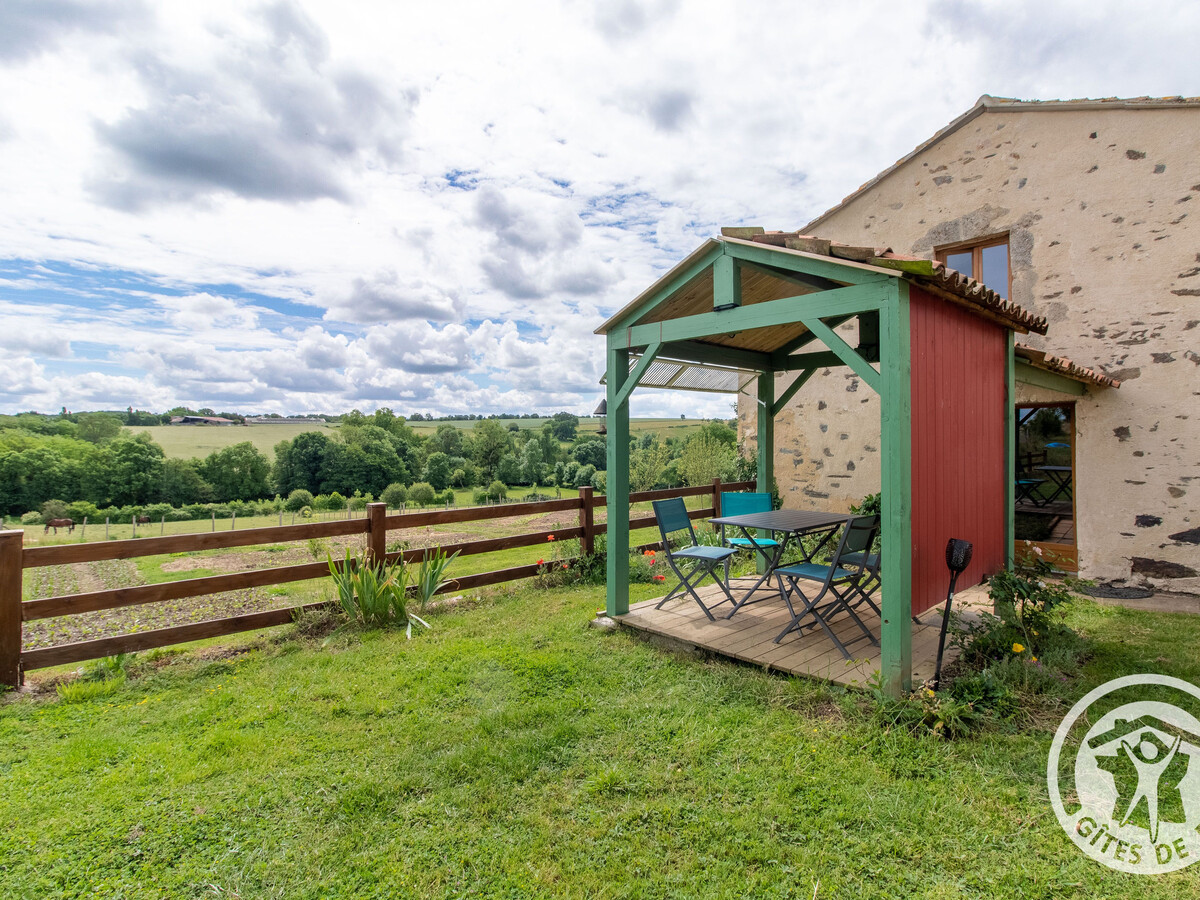 Gîte dans ancien couvent, vue campagne, rivière - Photo 2